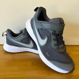 Nike Revolution 13c - kids
